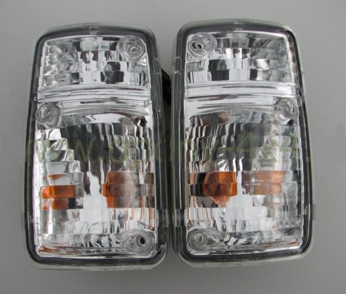 Front crystal-white index and position lamp pair for Nissan Patrol GR Y60 1987-1995