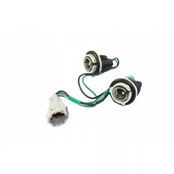 Nissan Patrol Y61 rear lower factory lamp wire lamp socket