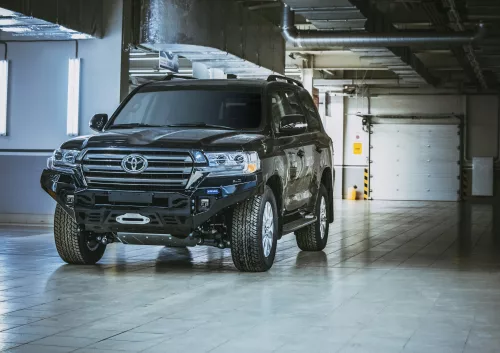 RIVAL4x4 aluminium front bumper with winch holder and LED for Toyota Land Cruiser 200, 2015->  