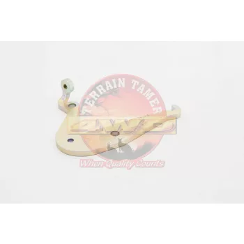   Terrain Tamer Kézifék kilincs bal oldali dobfékhez (Bell Crank Parking Brake L/H Suits Drum Brake) Toyota Landcruiser BJ 42 74 FJ 40 60 62 80 BJ FJ FZJ HZJ PZJ 70 73 75 FZJ 105 78 79 80 HDJ 80 HJ 61 75 HZJ 105 77 78 79 80 UZJ 100 1980->