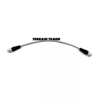   Terrain Tamer Fonott fékcső hátsó alváztól a differenciál házig (Braided Brake Hose Rear Chassis To Diff Housing) Toyota Landcruiser VDJ 76 78 79 2016->