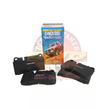   Terrain Tamer Fékbetét készlet első TT (Disc Pad Set Frt Tt Tdv62.7 Sdv63.0 V83.0 V84.2 V84.4 V85.0) Land Rover Discovery 4 2009-2012 Range Rover 2005->