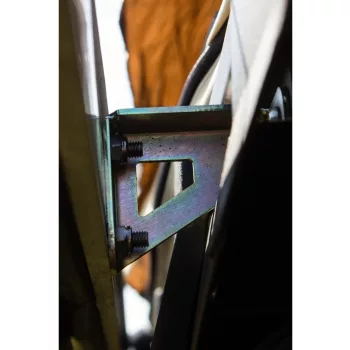   Side sunshade mounting bracket for roof rack Nissan Patrol Y60/61