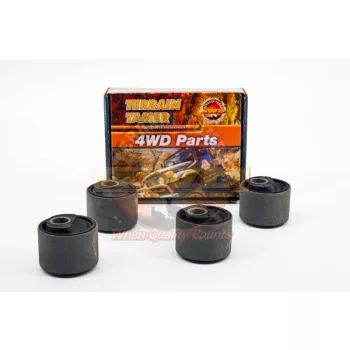   Terrain Tamer gumi szilentkészlet korrektoros első hosszlengőkar 2,5° eltolás 25-50 mm emeléshez Nissan Patrol Y60 Y61 Toyota Landcruiser 71 74 76 78 79 1999-> 80 105